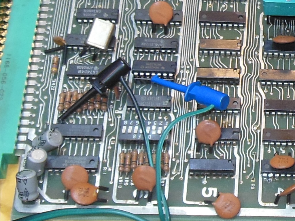 Astro Fighter clock master input