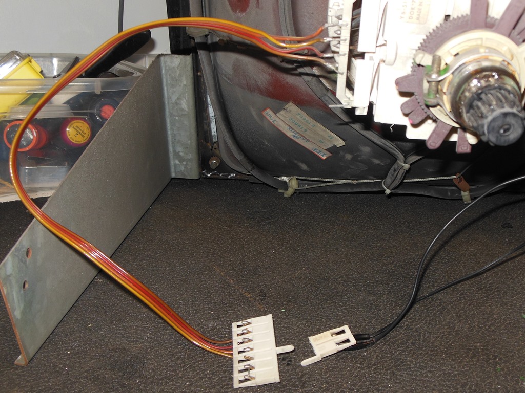 Hantarex MTC-90 Yoke & Degauss connectors