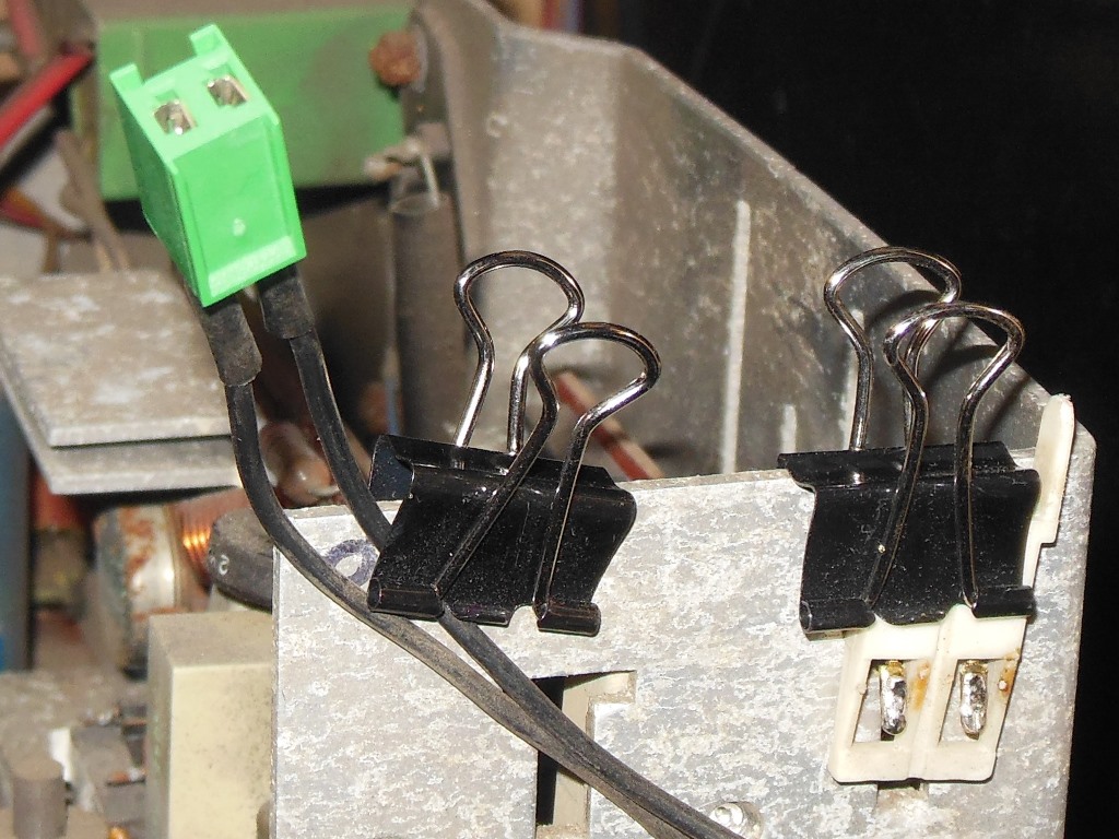 MTC-900 CRT degauss connector