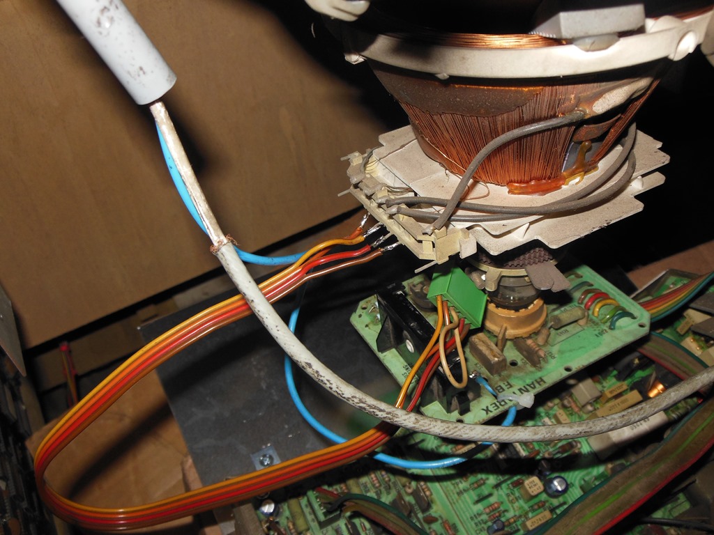 143VAC to 130VAC waveform