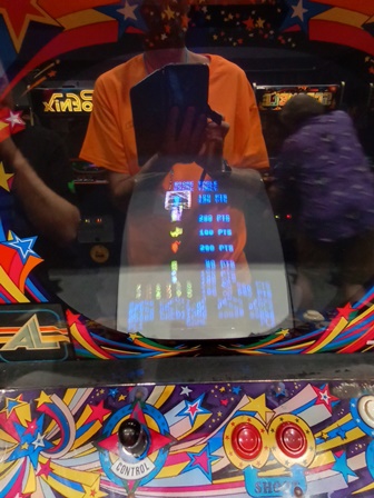 Cat'n Mouse display ripple