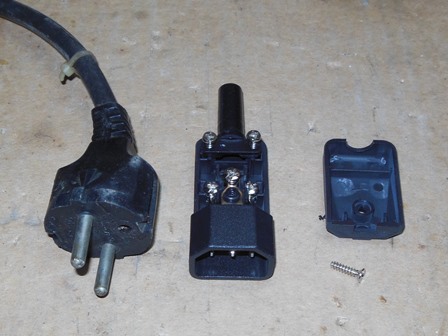 240V IEC14 power plug