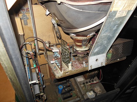 Philips KT-3 monitor - left