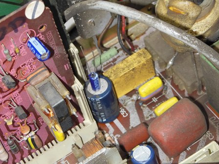 Non-polar capacitor - PCB