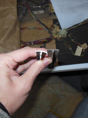 T-molding spine comparison