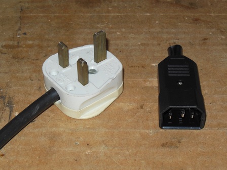 UK plug with IEC-C14