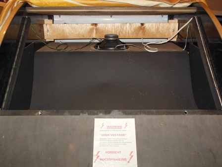 Monitor surround - back