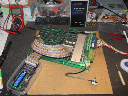 Frogger game PCB with Arduino ICT