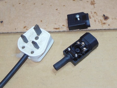 UK plug to IEC C14