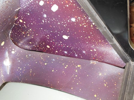 Monitor surround, right