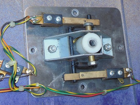 2-way joystick assembly