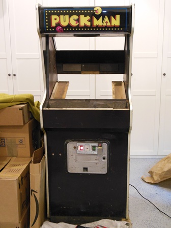 Zaccaria Puck Man upright - empty