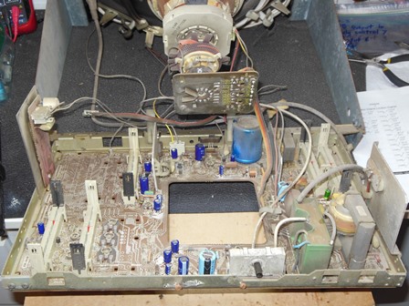 KT-3 monitor chassis, cap kitted