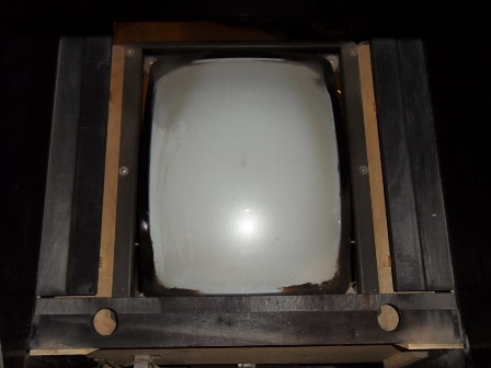 Monitor bezel/surround removal