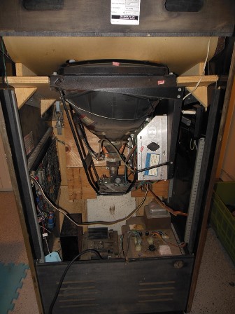 Zaccaria 'Solar Fox' - inside centre