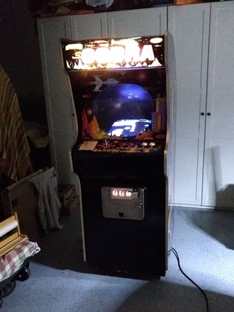 Zaccaria Super Cobra upright - front, dark