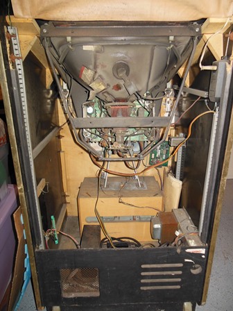 Zaccaria Universal Type B0, inside centre