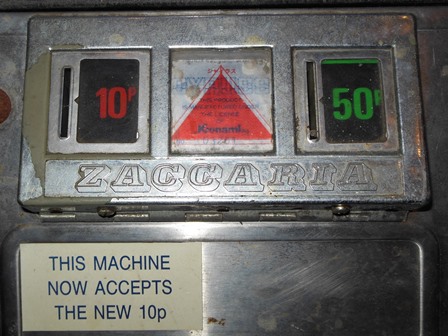 Zaccaria Universal Type B0, coin slots