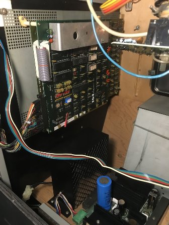 Zaccaria Scramble upright, interior