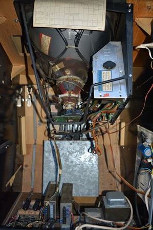 Converted Zaccaria Pac'n'Paint upright, interior