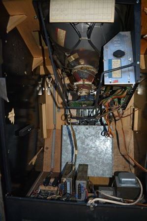 Converted Zaccaria Pac'n'Paint upright, interior