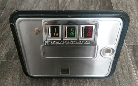 Zaccaria pinball coin door