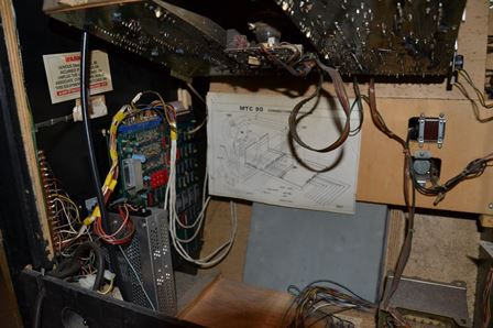 Zaccaria Moon Crest upright