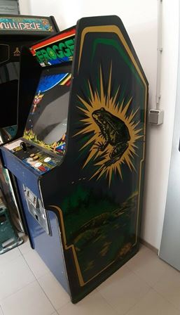 Zaccaria Frogger upright