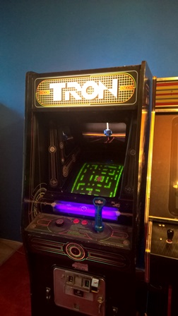 Zaccaria/Midway Tron upright