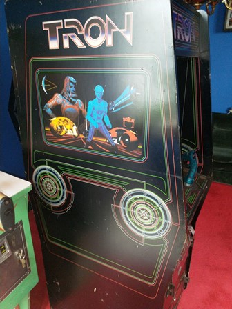 Zaccaria/Midway Tron upright