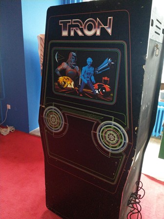 Zaccaria/Midway Tron upright