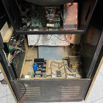 Zaccaria Space Pirate upright