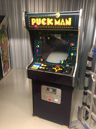 Zaccaria Puckman upright