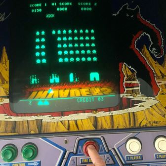 Zaccaria The Invaders upright in a Dodgem style cabinet