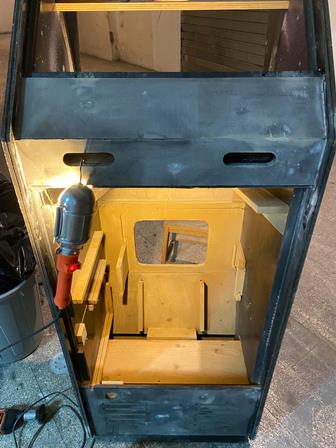 Zaccaria Space Pirate upright