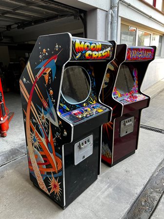 Zaccaria Moon Crest & Vanguard uprights