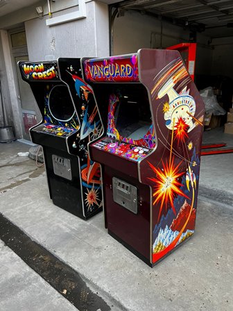 Zaccaria Moon Crest & Vanguard uprights