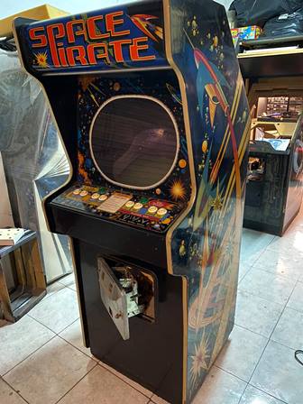 Zaccaria Space Pirate upright