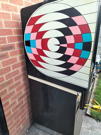 Unusual Zaccaria-like universal upright