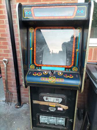 Unusual Zaccaria-like universal upright