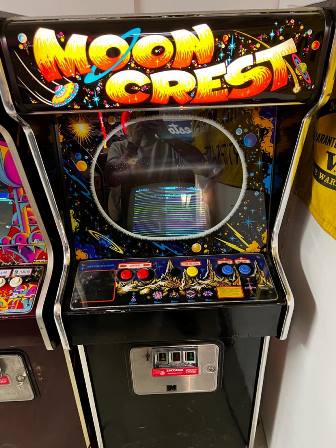 Zaccaria Moon Crest upright