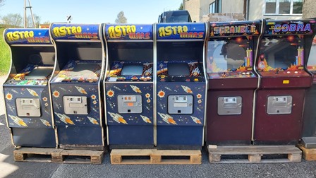 Row of Zaccaria uprights