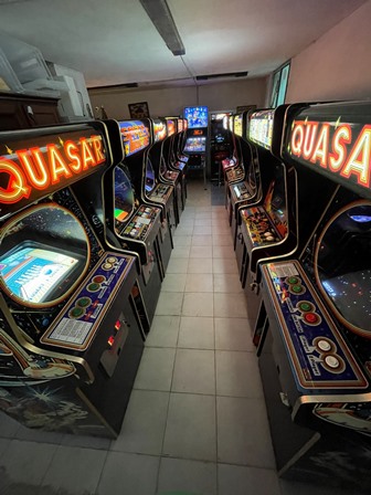 Row of Zaccaria uprights