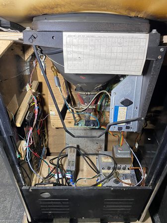 Zaccaria Moon Crest upright