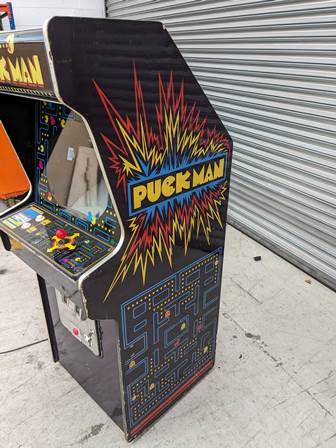 Zaccaria Puck Man upright