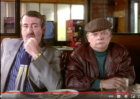 Background Zaccaria The Invaders upright