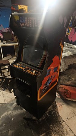 Shuttle cabinet with Zaccaria vector game internals